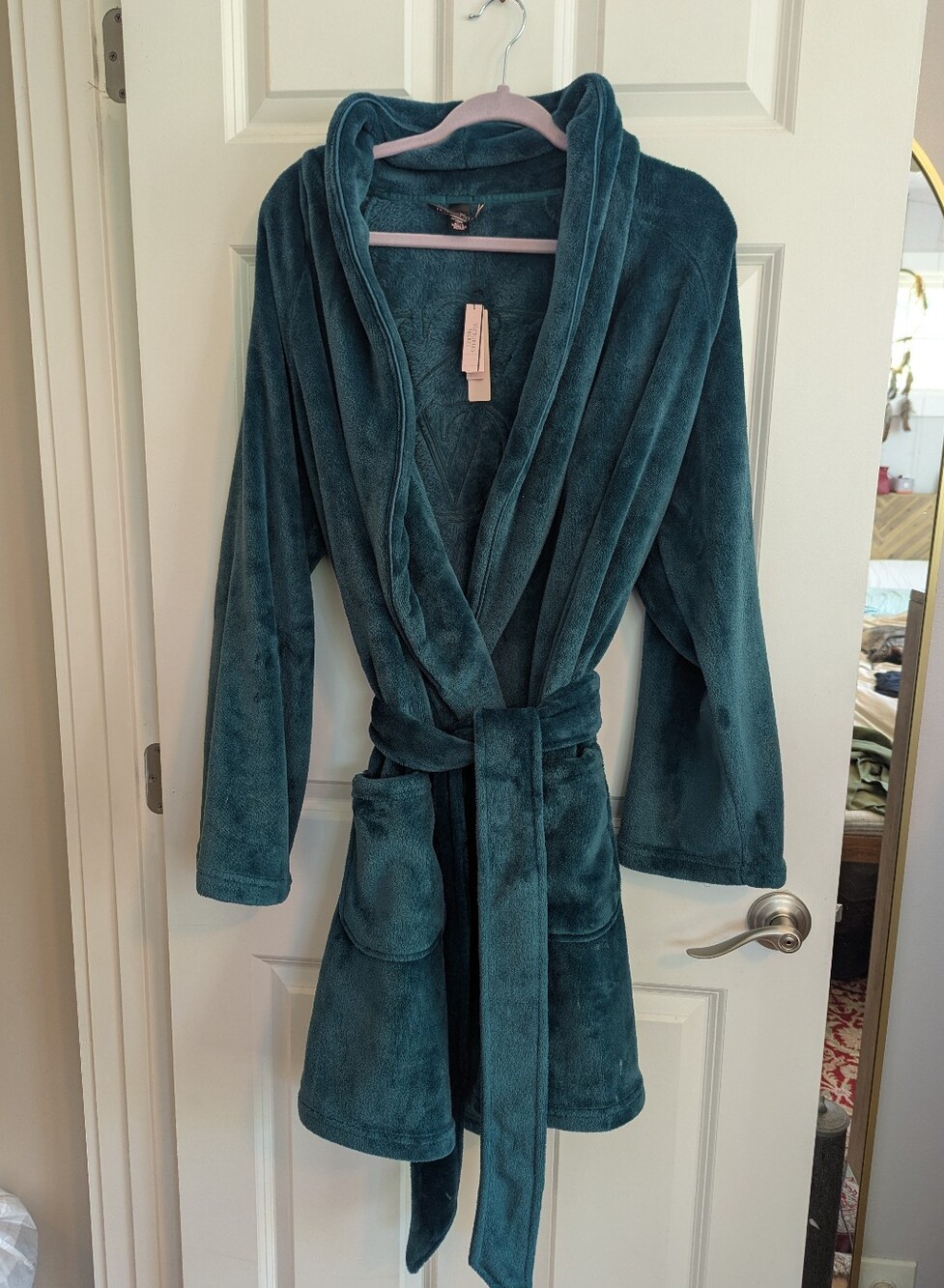 Victoria's Secret Plush Green Fuzzy Robe